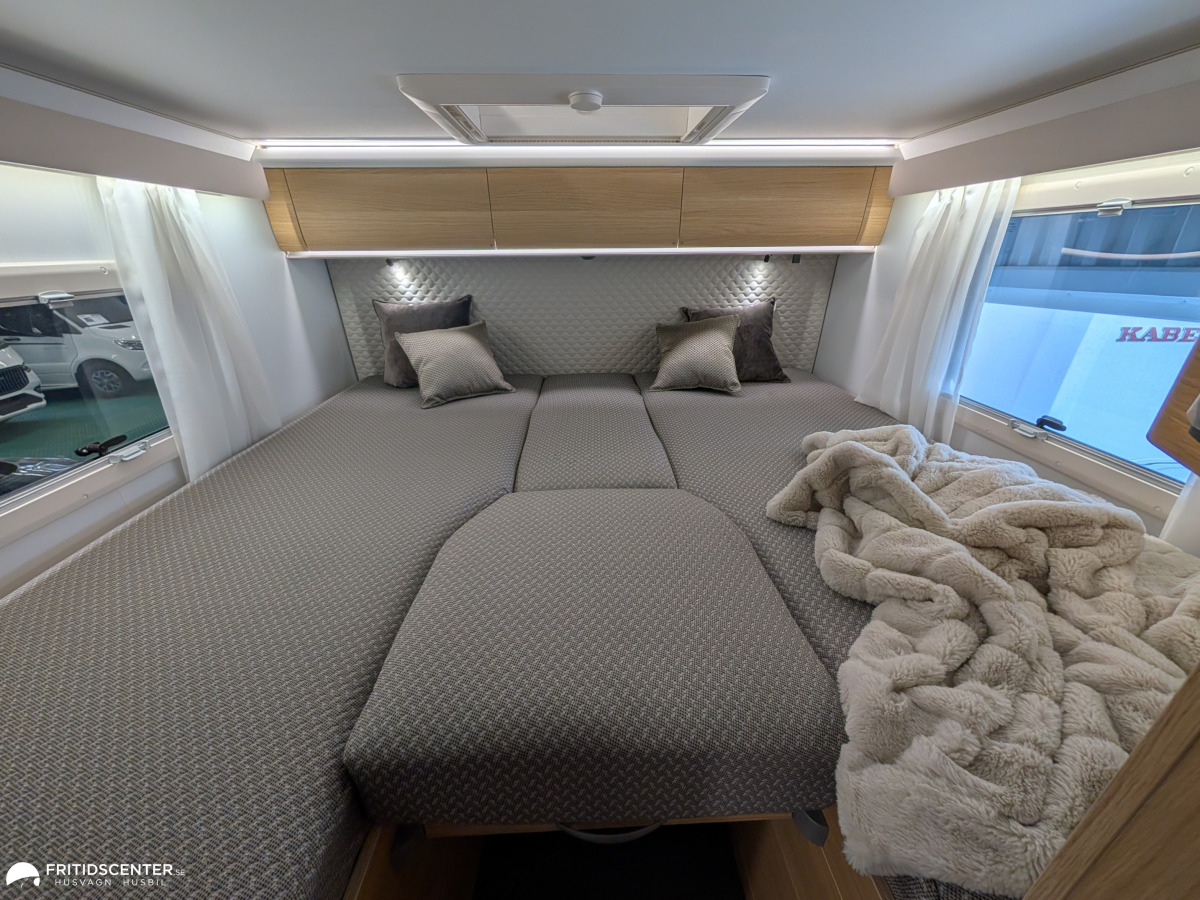 Adria MATRIX PLUS 670 DL *Långbäddar / Stort garage / Taksäng, bild 15 av 37