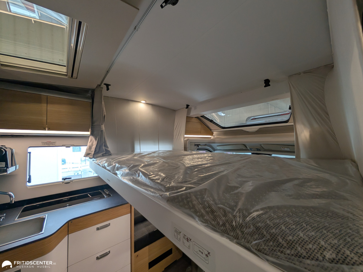 Adria MATRIX PLUS 670 DL *Långbäddar / Stort garage / Taksäng, bild 25 av 37