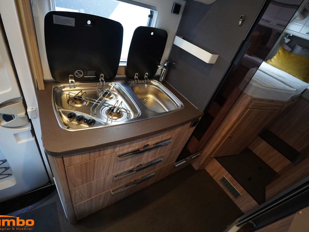 Hymer MLI 570, Alde, Automat, 2x AC, bild 5 av 19