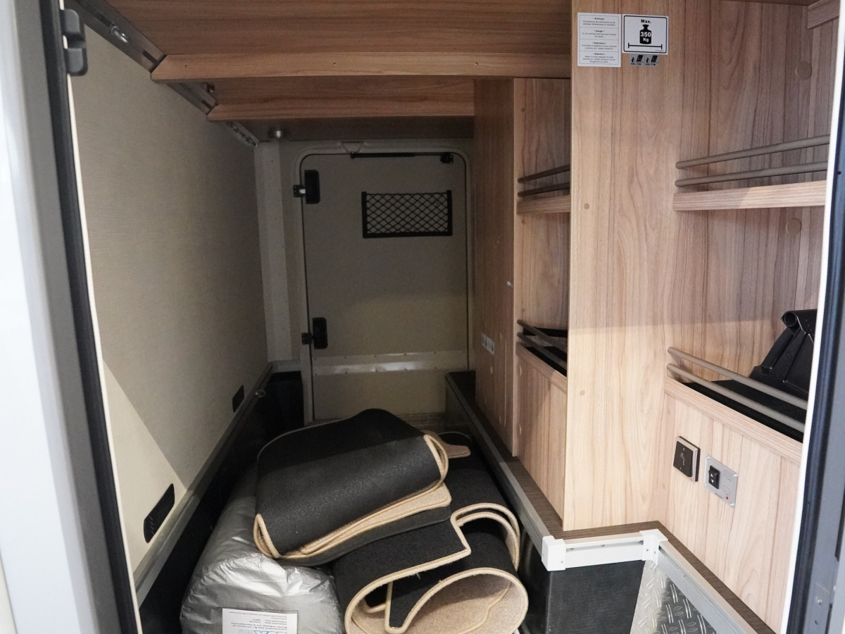 Hymer MLI 570, Alde, Automat, 2x AC, bild 16 av 19