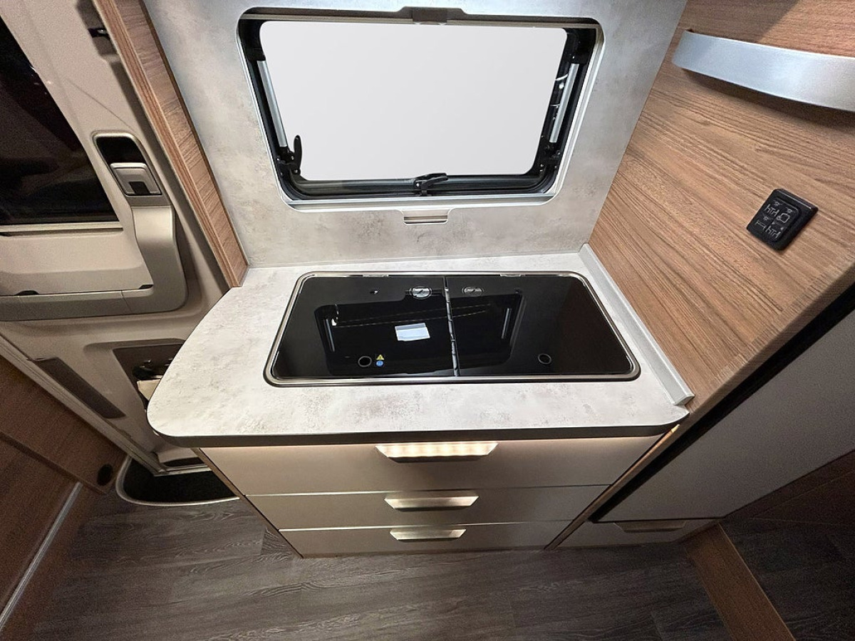 Knaus VAN TI VANSATION 650 MEG AUTOMAT ADAPTIV FARTHÅLLARE, bild 10 av 34