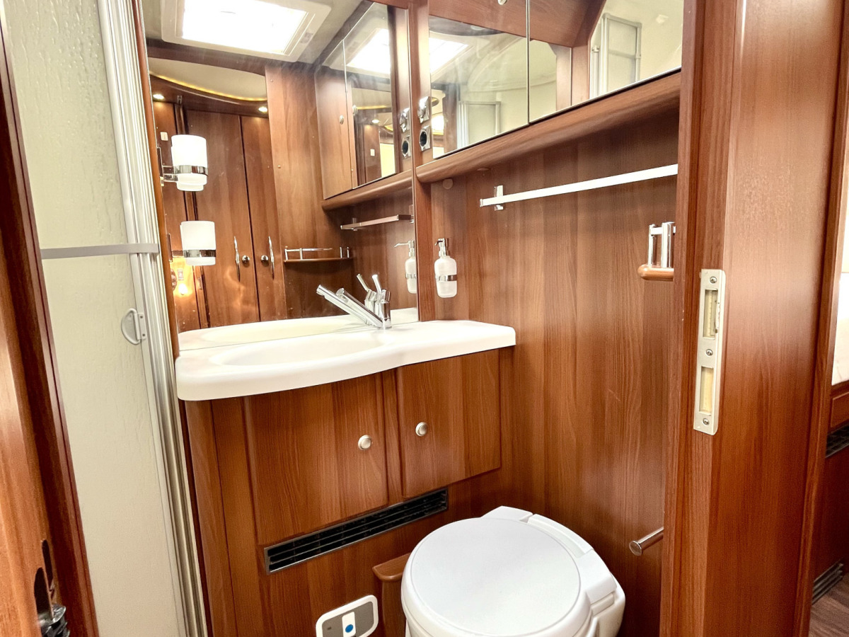 Carthago CHIC E-LINE I 51 - PREMIUMBIL MED HYDRAULBEN / KAMPANJ RÄNTA 3.95 24 MÅN FRAGUS GARANTI, bild 11 av 18