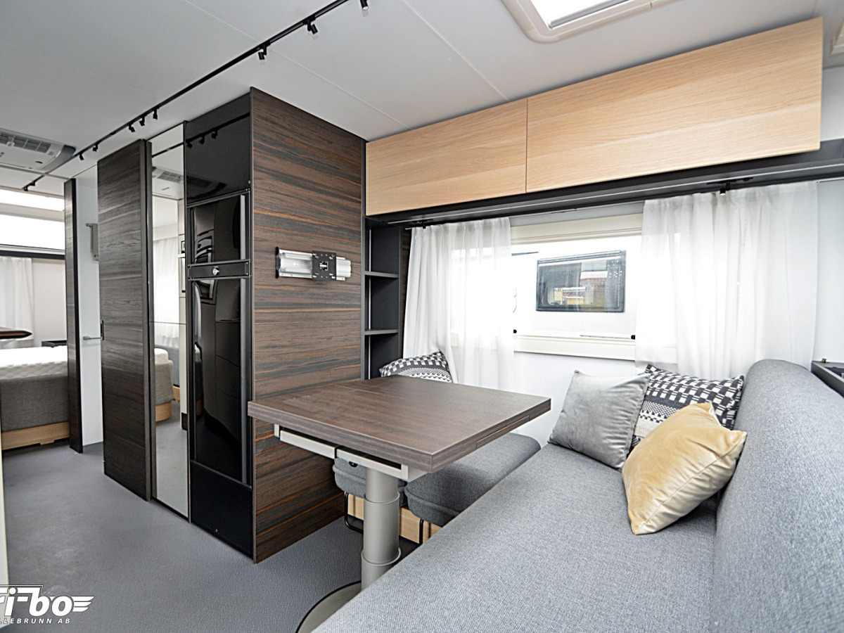 Adria 644 DP Astella, Queenbed, Dubbelbädd, bild 3 av 23