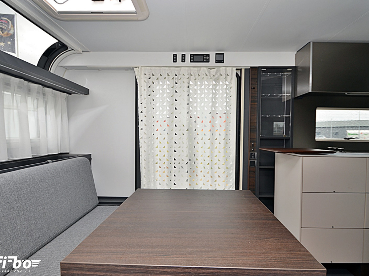 Adria 644 DP Astella, Queenbed, Dubbelbädd, bild 6 av 23
