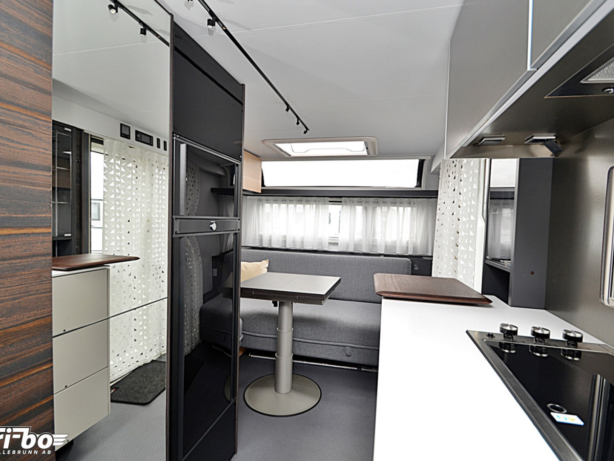 Adria 644 DP Astella, Queenbed, Dubbelbädd, bild 17 av 23
