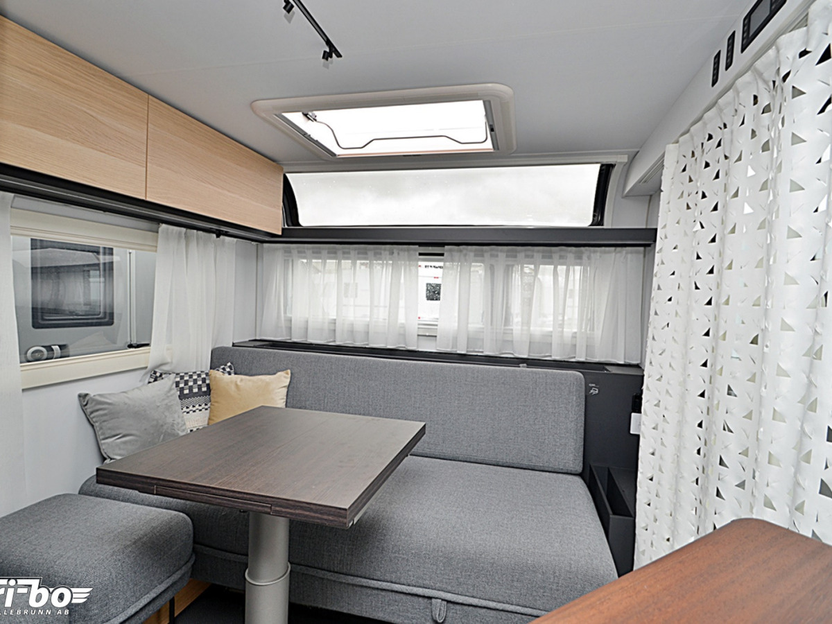 Adria 644 DP Astella, Queenbed, Dubbelbädd, bild 23 av 23