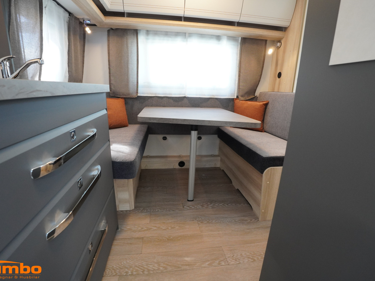 Hobby 400 SFe De Luxe, bild 2 av 16