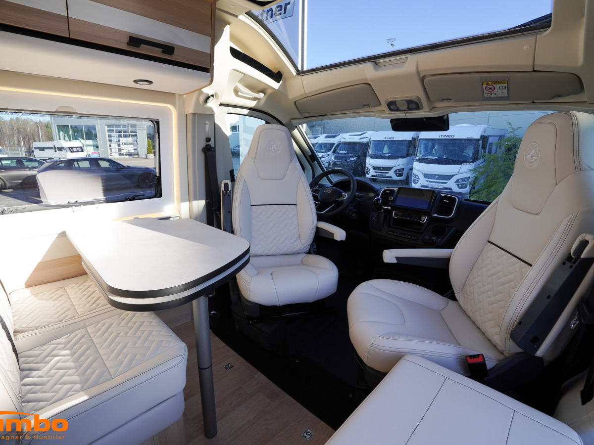 Dreamer D62 SELECT SAPHIR 180hk Automat 4250kg Artense 6EH, bild 2 av 15