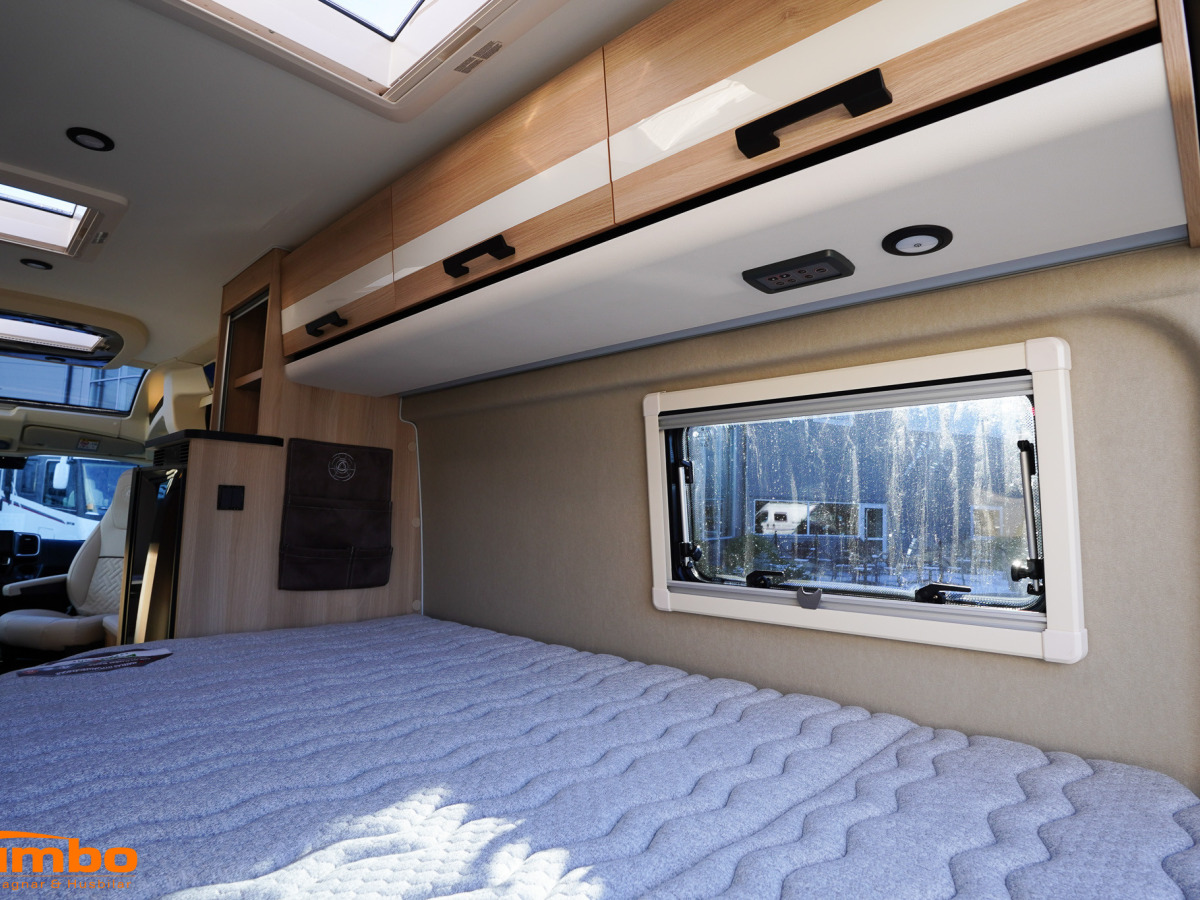 Dreamer D62 SELECT SAPHIR 180hk Automat 4250kg Artense 6EH, bild 15 av 15