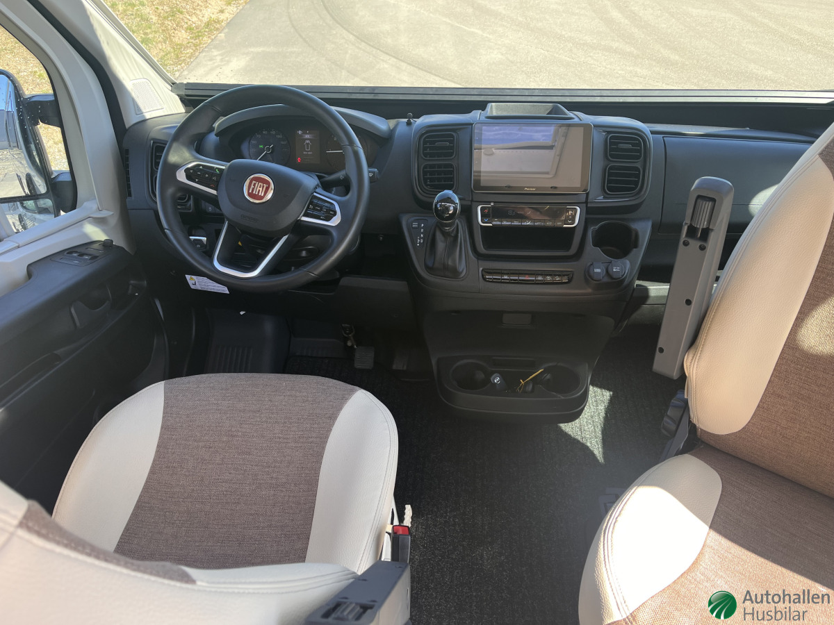 Eura Mobil 635 EB / EXTRA-Öppet Lördag Söndag, bild 3 av 12