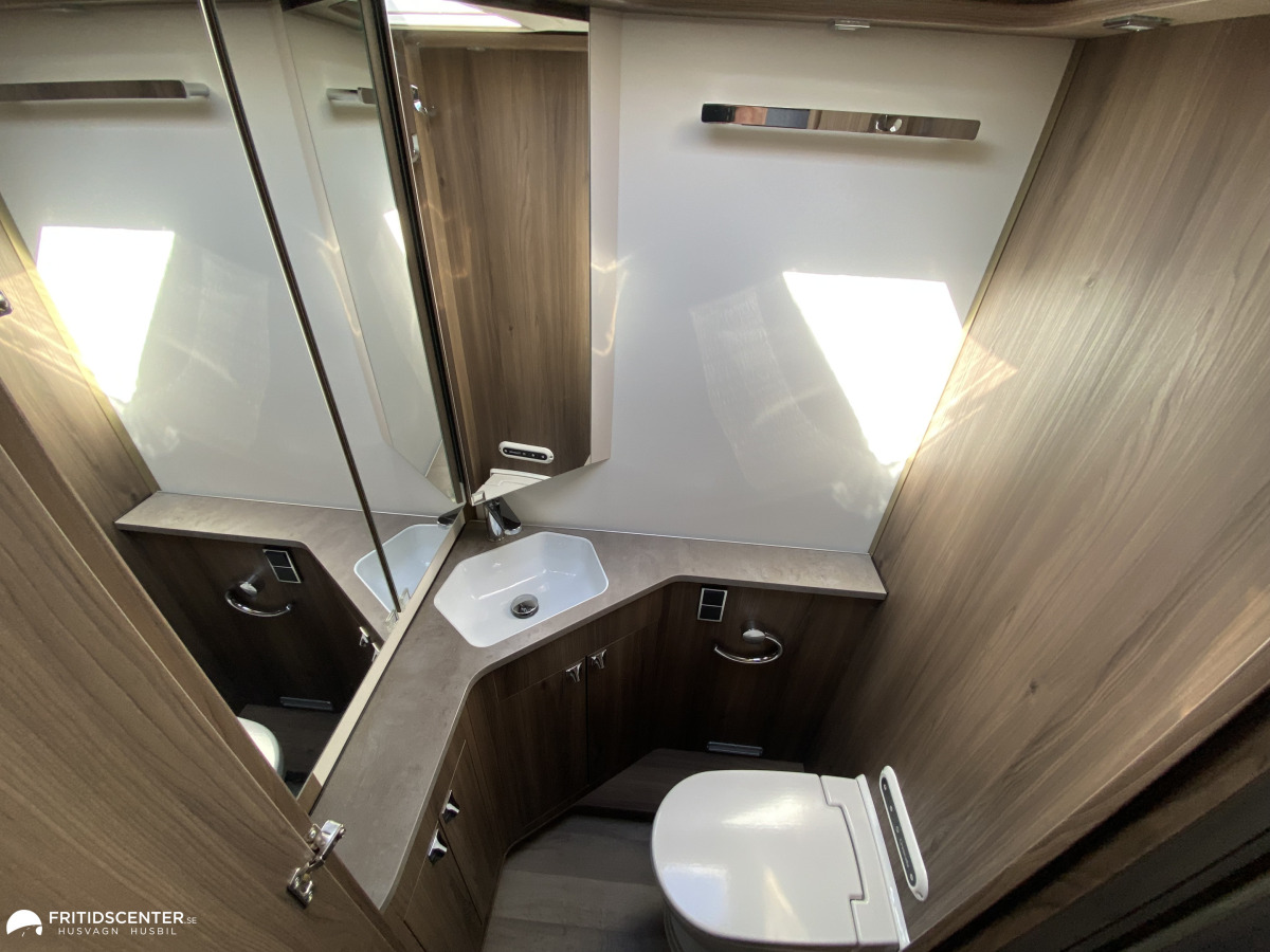KABE Travel Master Imperial I 860 LGB *AC / Stödben / Cinderella*, bild 20 av 36