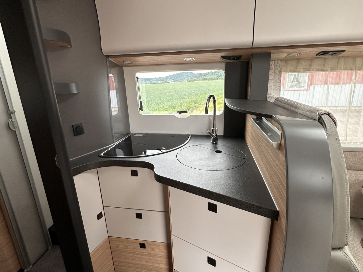 Malibu I 470 Comfort 4,2t NYHET ALDE DUBBELGOLV PREMIUMBIL, bild 10 av 24