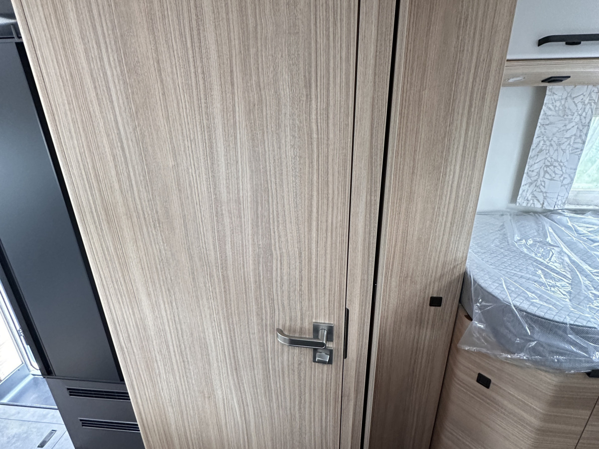 Malibu I 470 Comfort 4,2t NYHET ALDE DUBBELGOLV PREMIUMBIL, bild 14 av 24