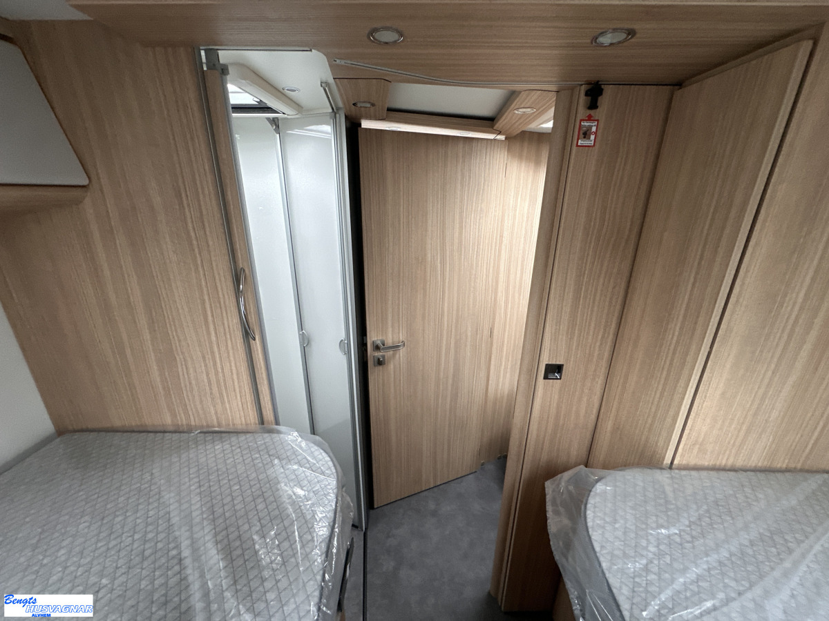 Malibu I 470 Comfort 4,2t NYHET ALDE DUBBELGOLV PREMIUMBIL, bild 19 av 24