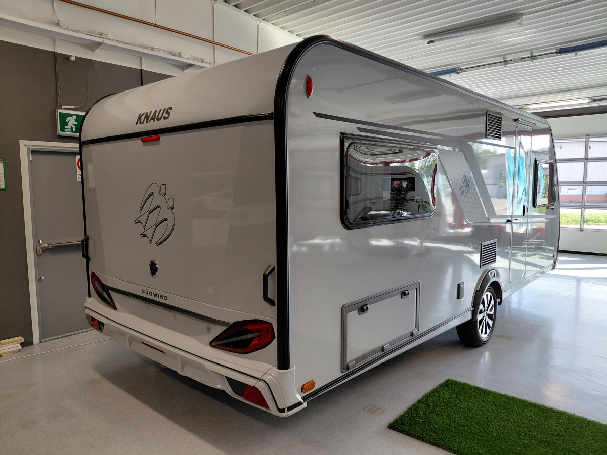 Knaus SÜDWIND BLACK SELECTION 580 UF, bild 2 av 9