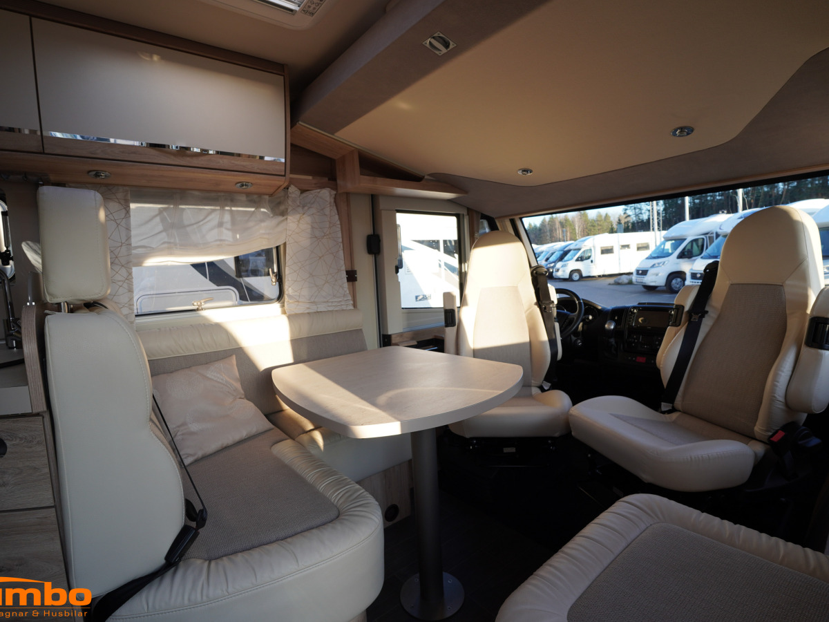 Eura Mobil IL 720 QB, Automat, 2xAC, bild 2 av 16