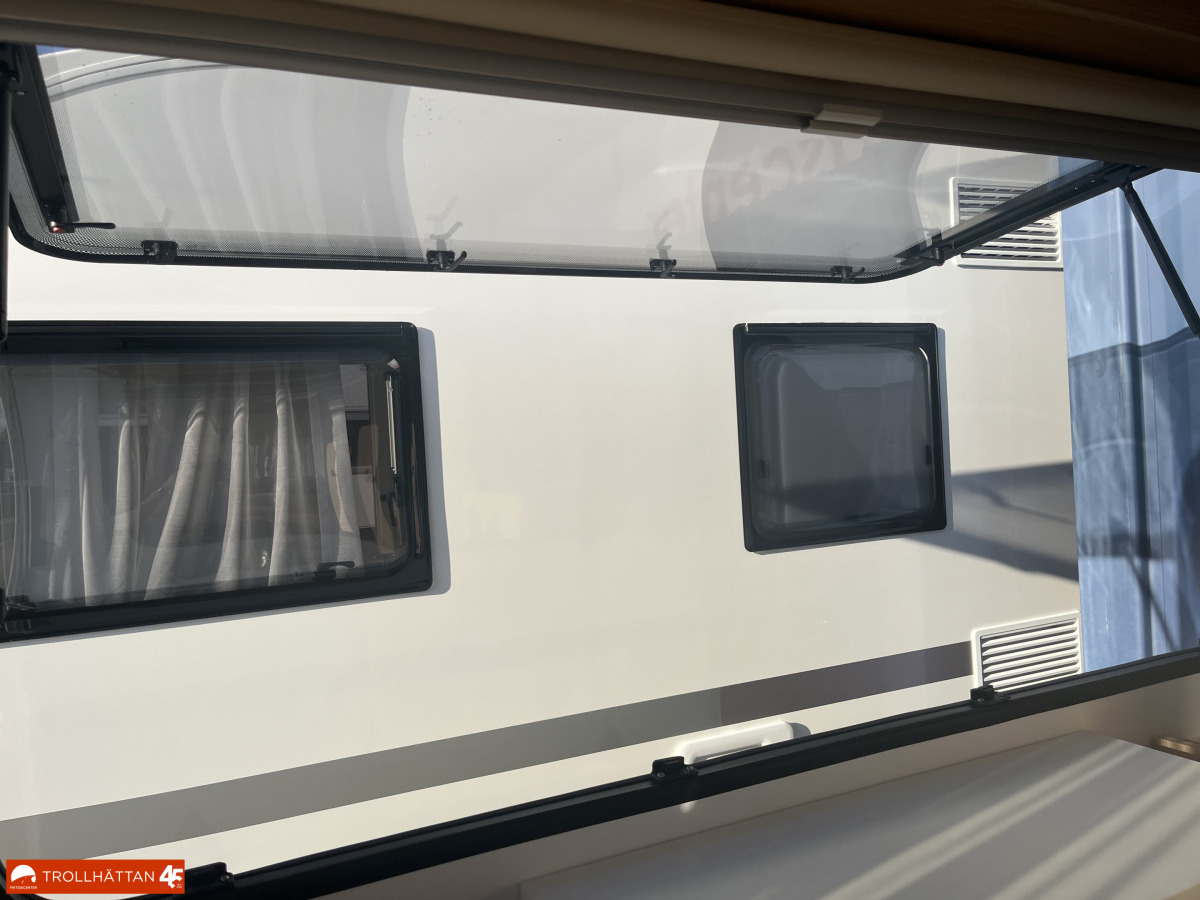 Adria Aviva 422 PY, bild 23 av 30