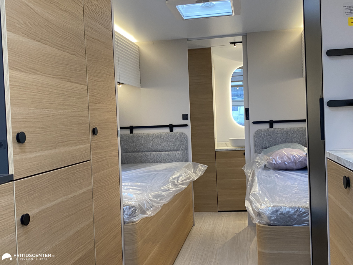 Adria ADORA 663 UT, bild 19 av 29