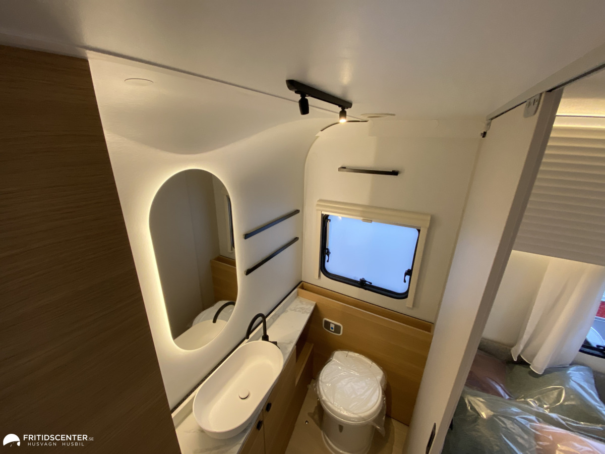Adria ADORA 663 UT, bild 21 av 29