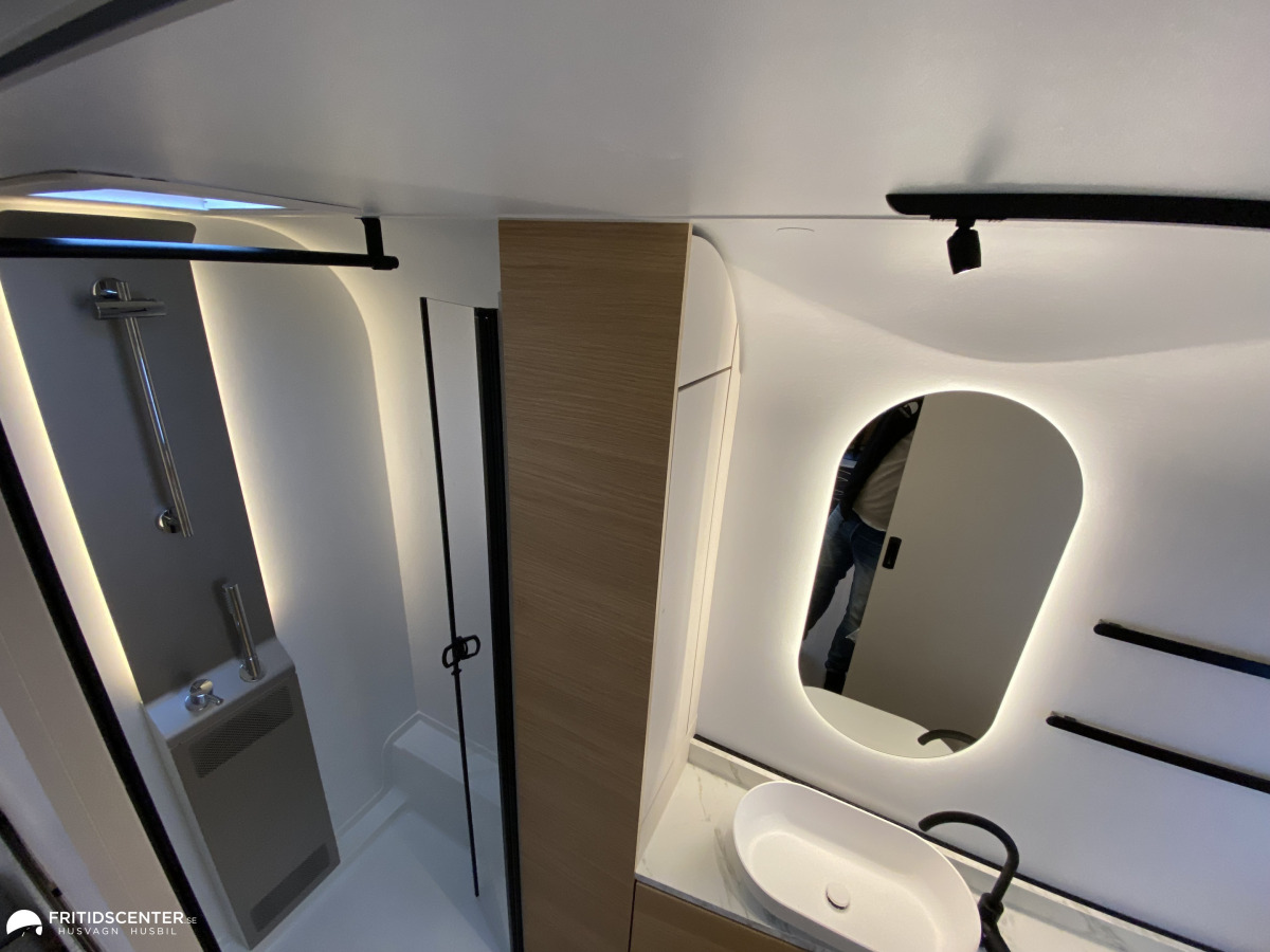 Adria ADORA 663 UT, bild 23 av 29