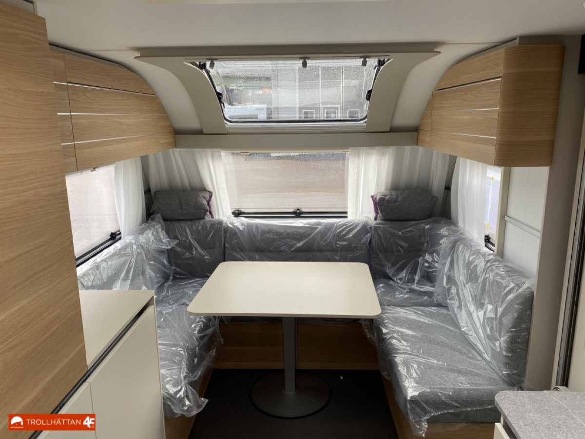 Adria Adora 593 UK *Barnkammare* HÖSTKAMPANJ *, bild 2 av 18