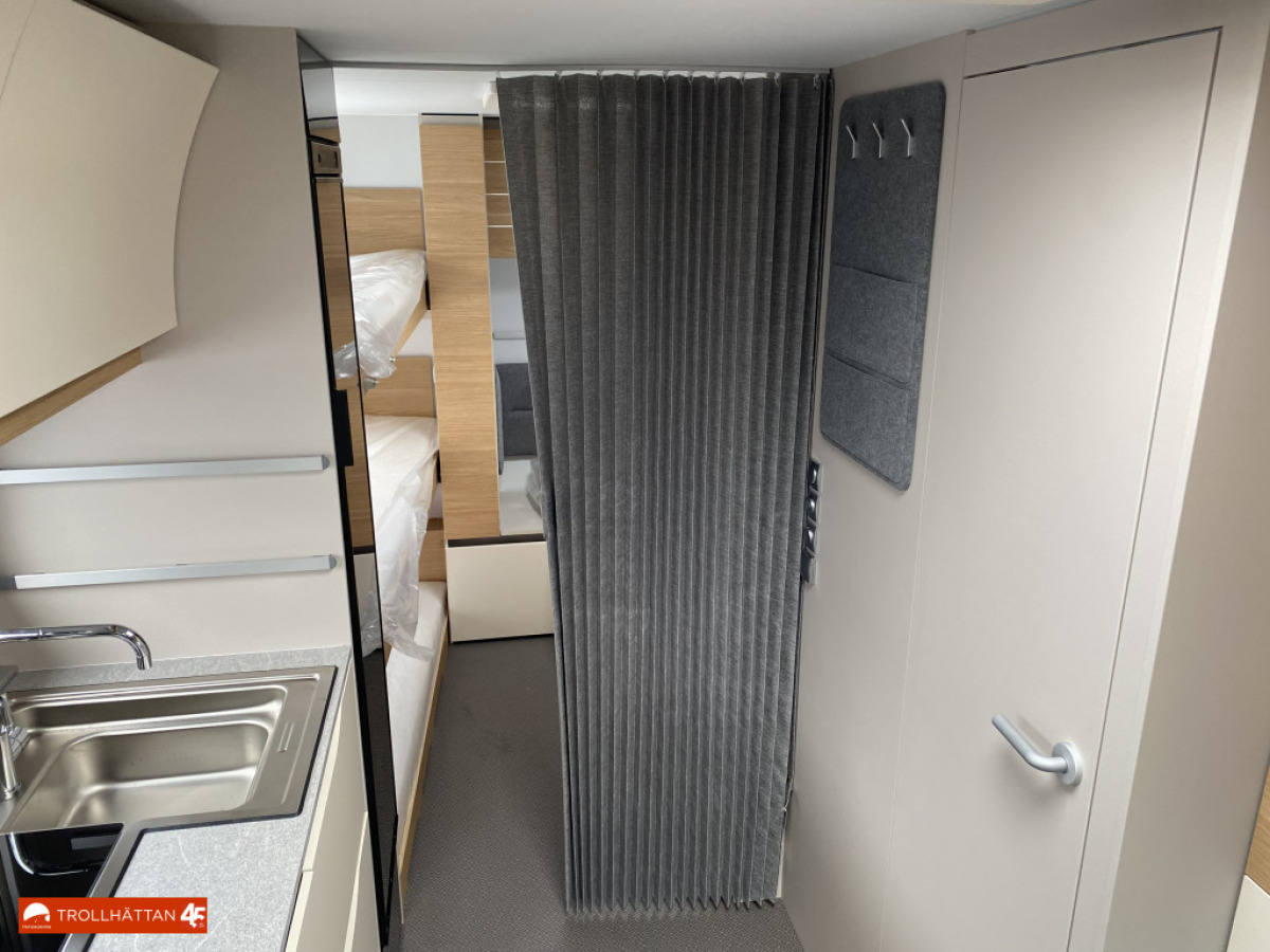 Adria Adora 593 UK *Barnkammare* HÖSTKAMPANJ *, bild 17 av 18