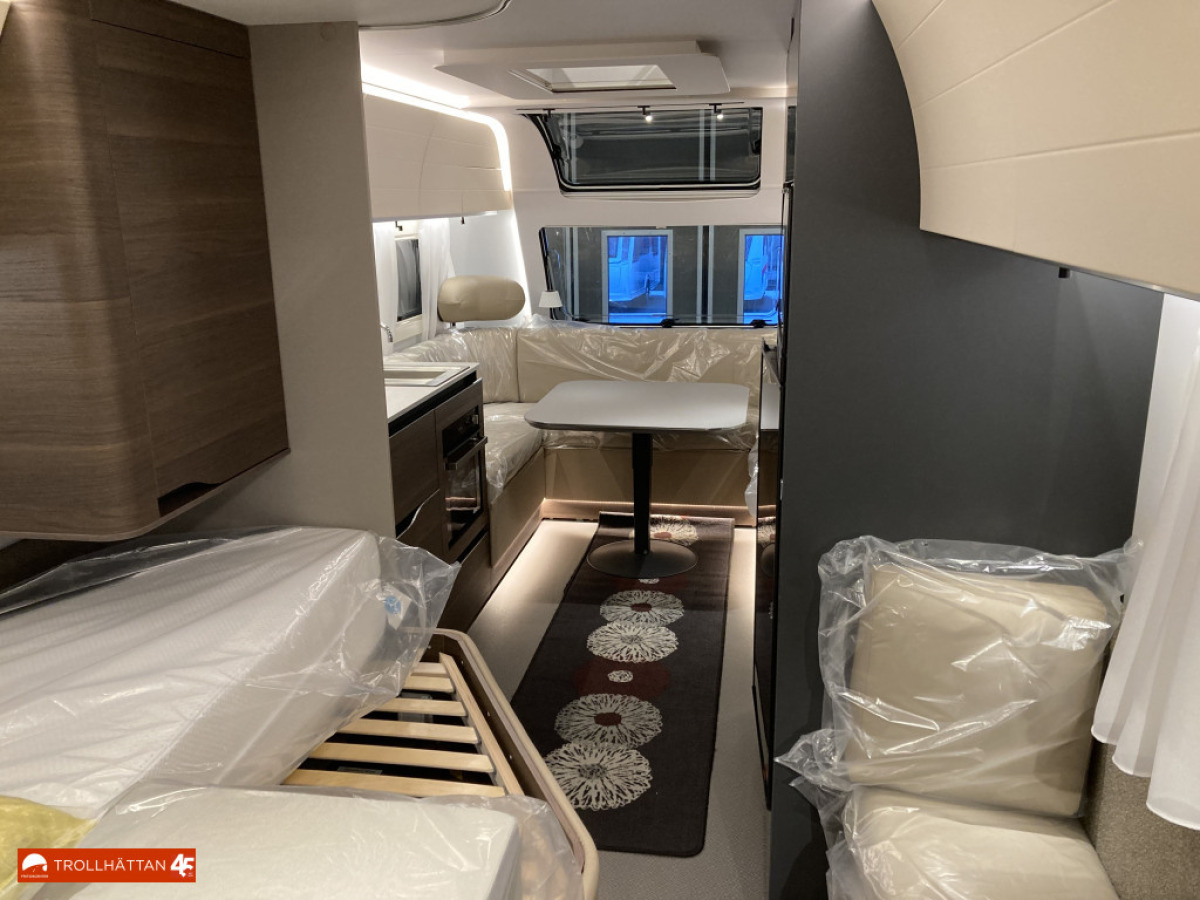 Adria Alpina 663 UK *BARNKAMMARE* *HÖSTKAMPANJ*, bild 16 av 17