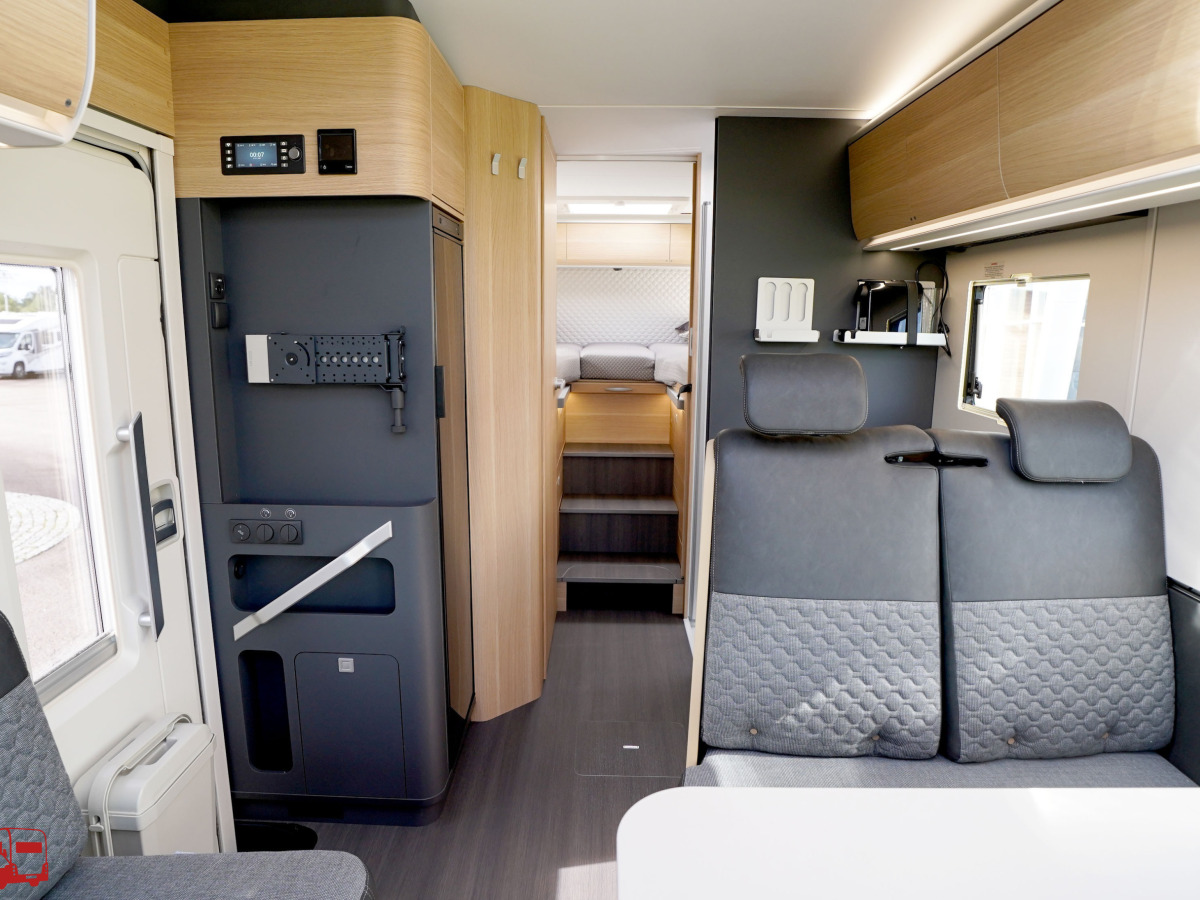 Adria Coral Plus 670 SL KAMPANJ - Fiat MultiJet3 140HP (103kW) HD 43H, bild 9 av 41