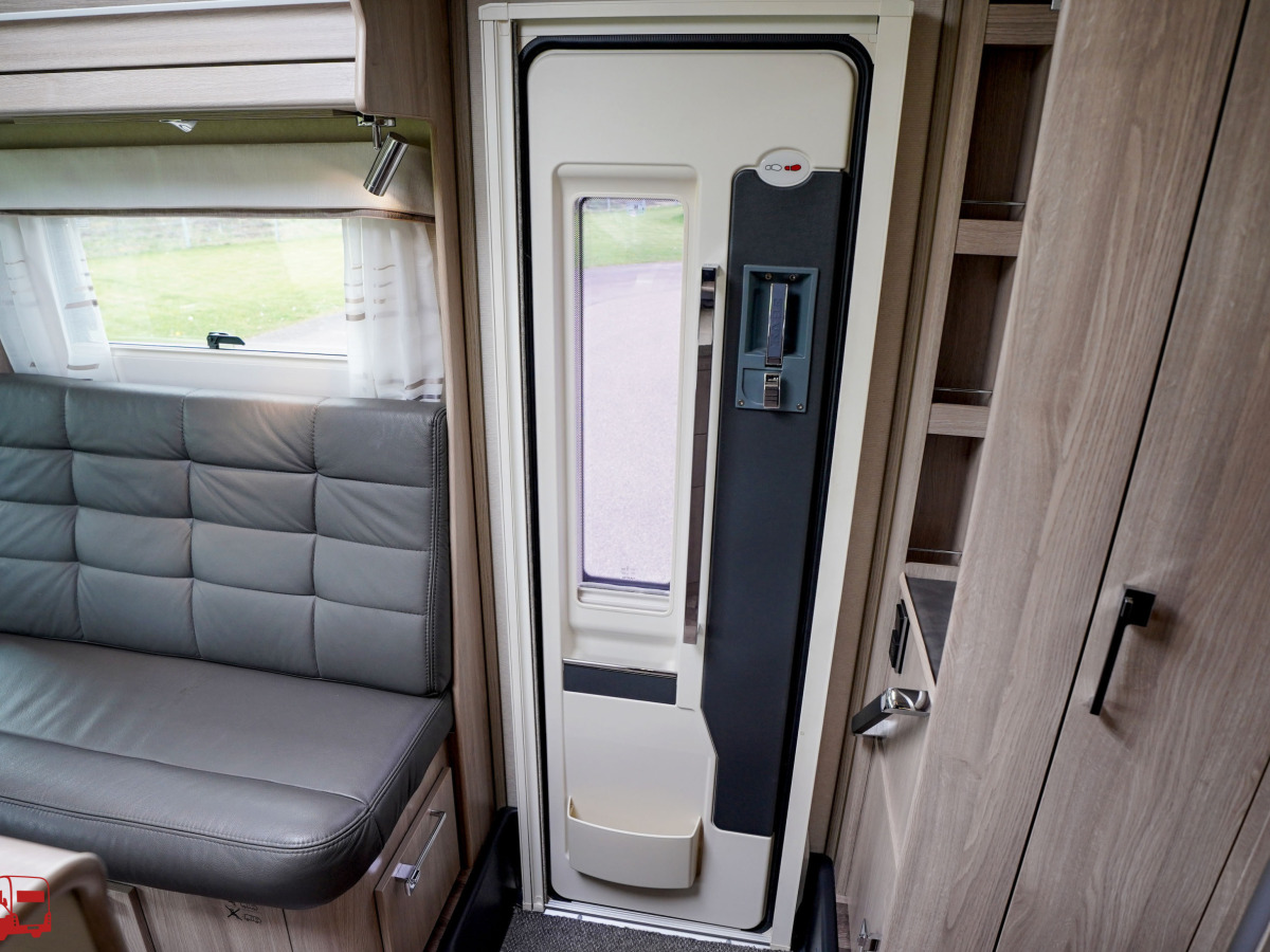 KABE Travel Master Imperial I 910 GB Mercedes, bild 37 av 42