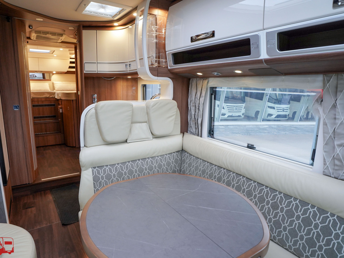 Carthago chic e-line I 61 XL LE Mercedes, bild 9 av 44