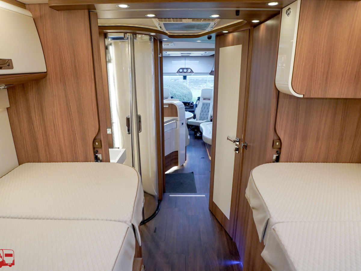Carthago chic e-line I 61 XL LE Mercedes, bild 16 av 44