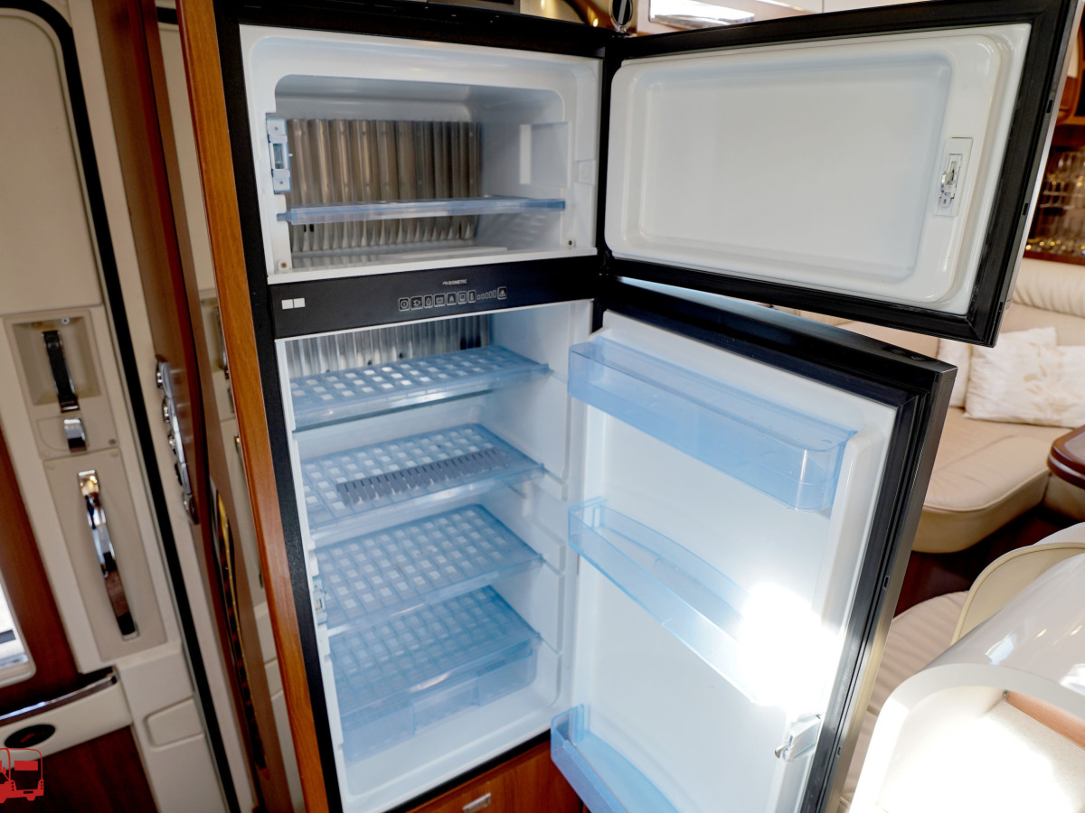 Carthago Liner for two 53 L DA Automat U-sittgrupp bak AC x2, bild 31 av 38