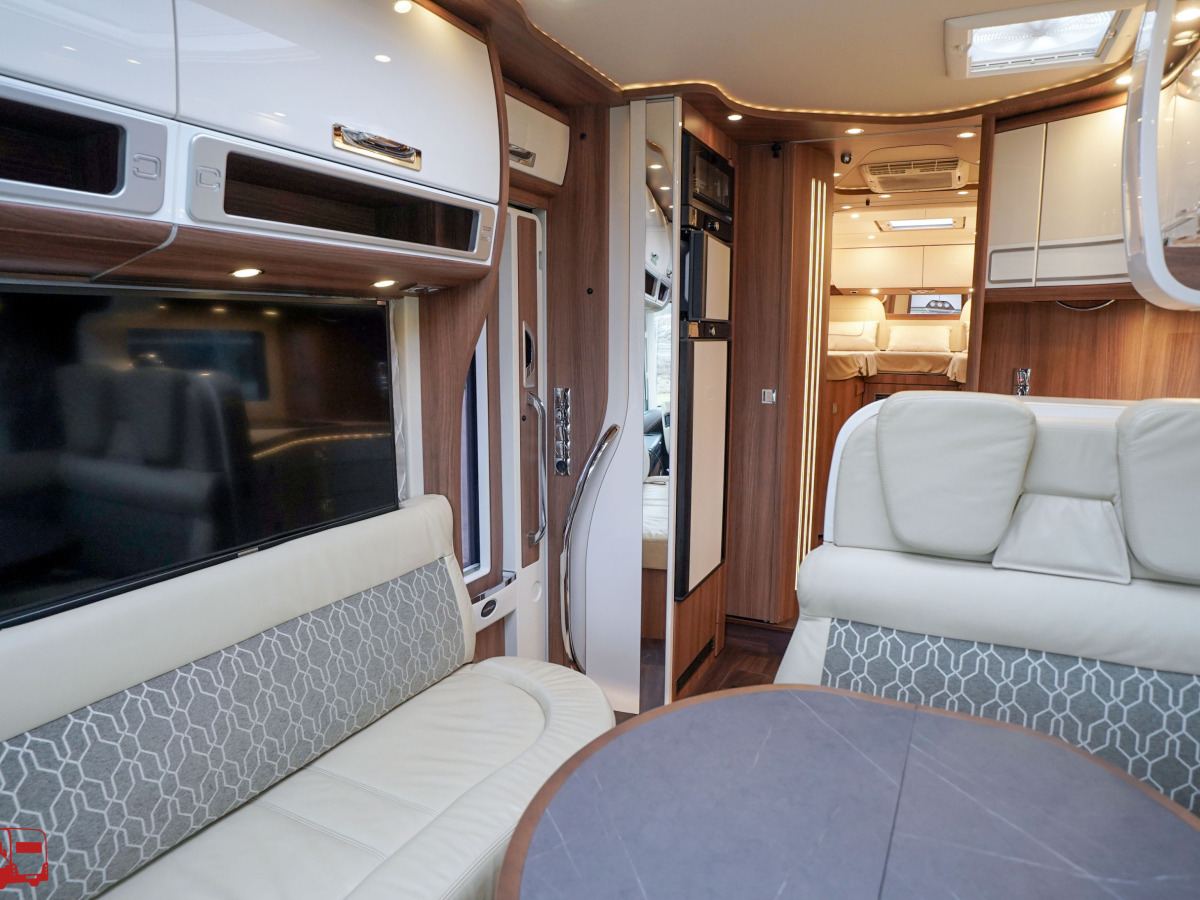 Carthago chic e-line I 61 XL LE Mercedes, bild 8 av 44