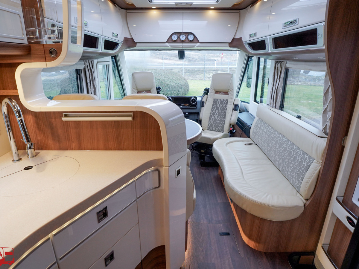 Carthago chic e-line I 61 XL LE Mercedes, bild 20 av 44