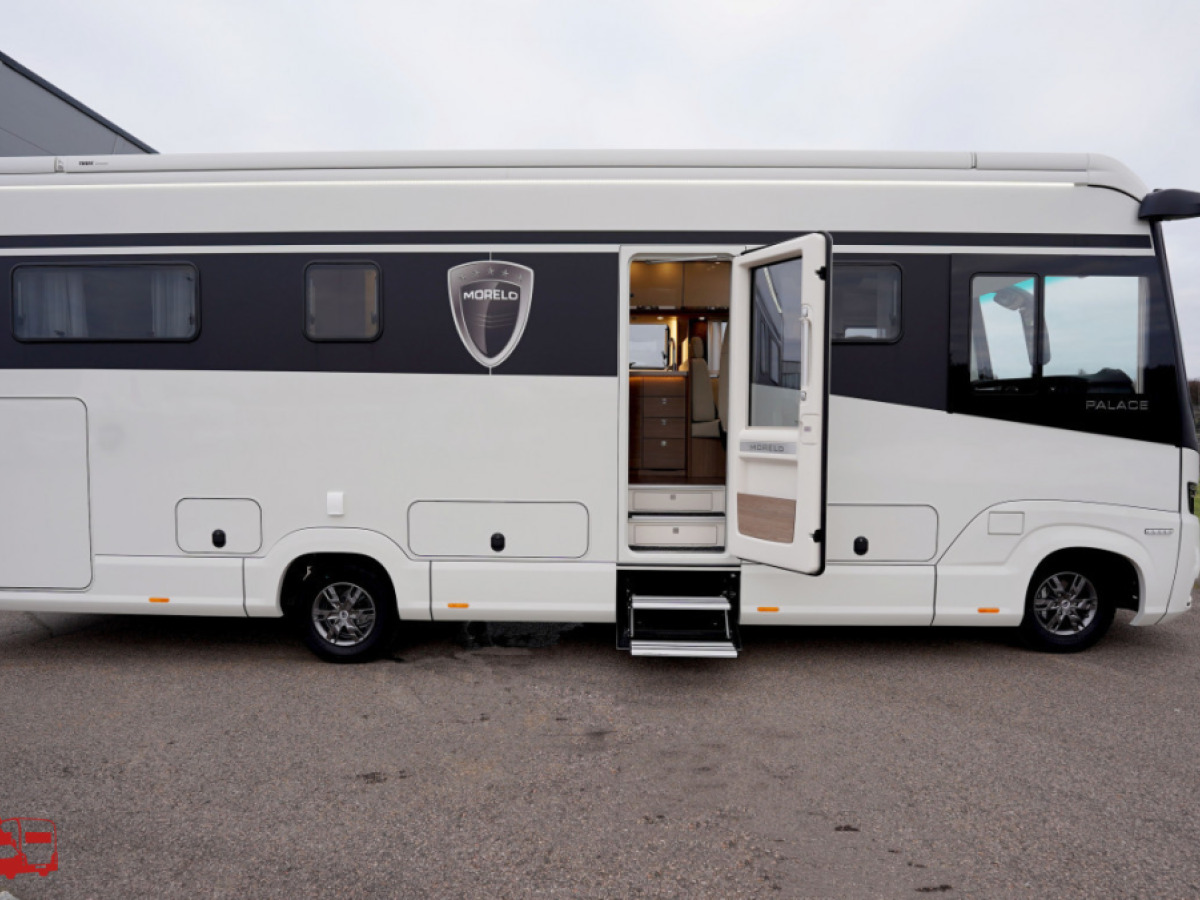 Morelo Palace 90 M - Iveco Queenbädd KAMPANJ, bild 5 av 47