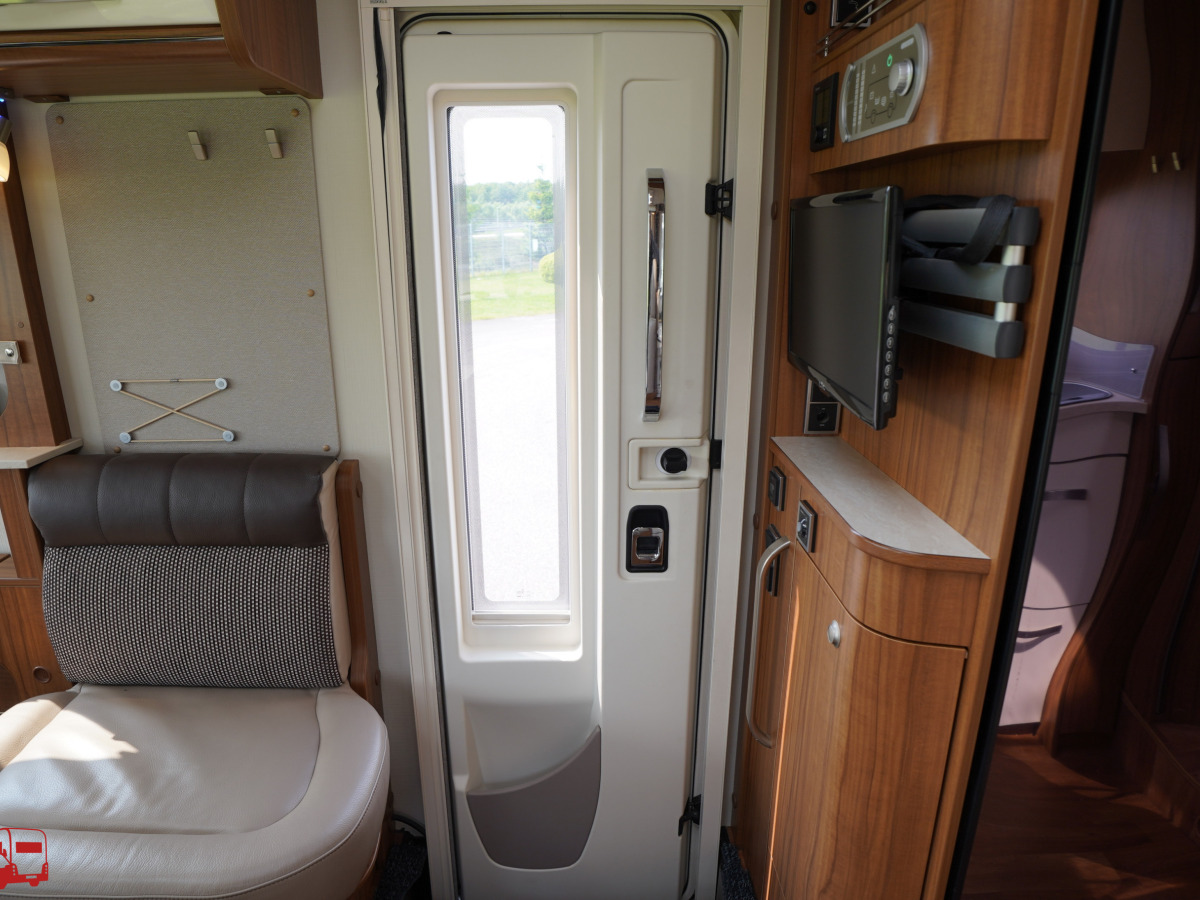 Hymer MLI 630 Queenbädd Mercedes Automat KAMPANJ, bild 37 av 41
