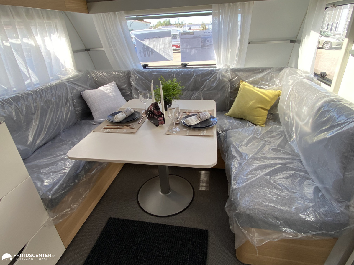 Adria Adora 753 UK *Barnkammare* HÖSTKAMPANJ*, bild 2 av 36
