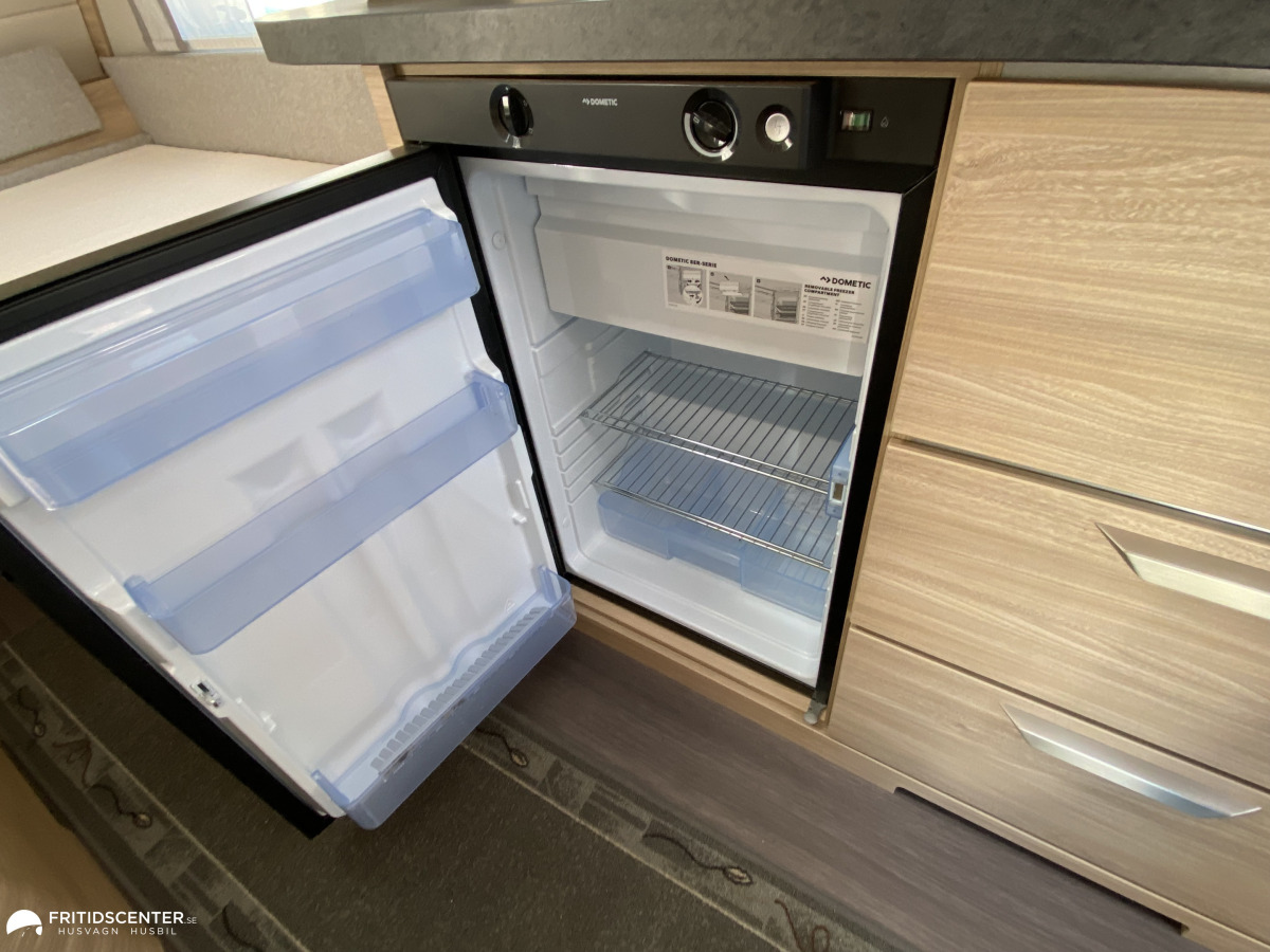Knaus Südwind 500 EU 60 Y-Edition. Alde värme, bild 10 av 28