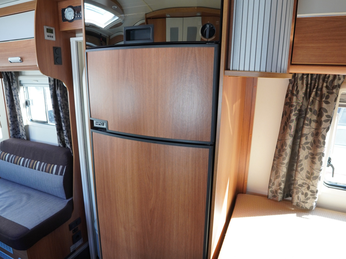 Dethleffs Esprit I 7090 Alde Automat 177hk kamkedja, bild 14 av 23