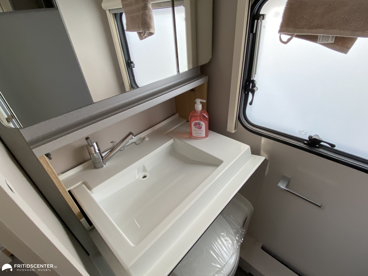 Adria Adora 753 UK *Barnkammare* HÖSTKAMPANJ*, bild 15 av 36