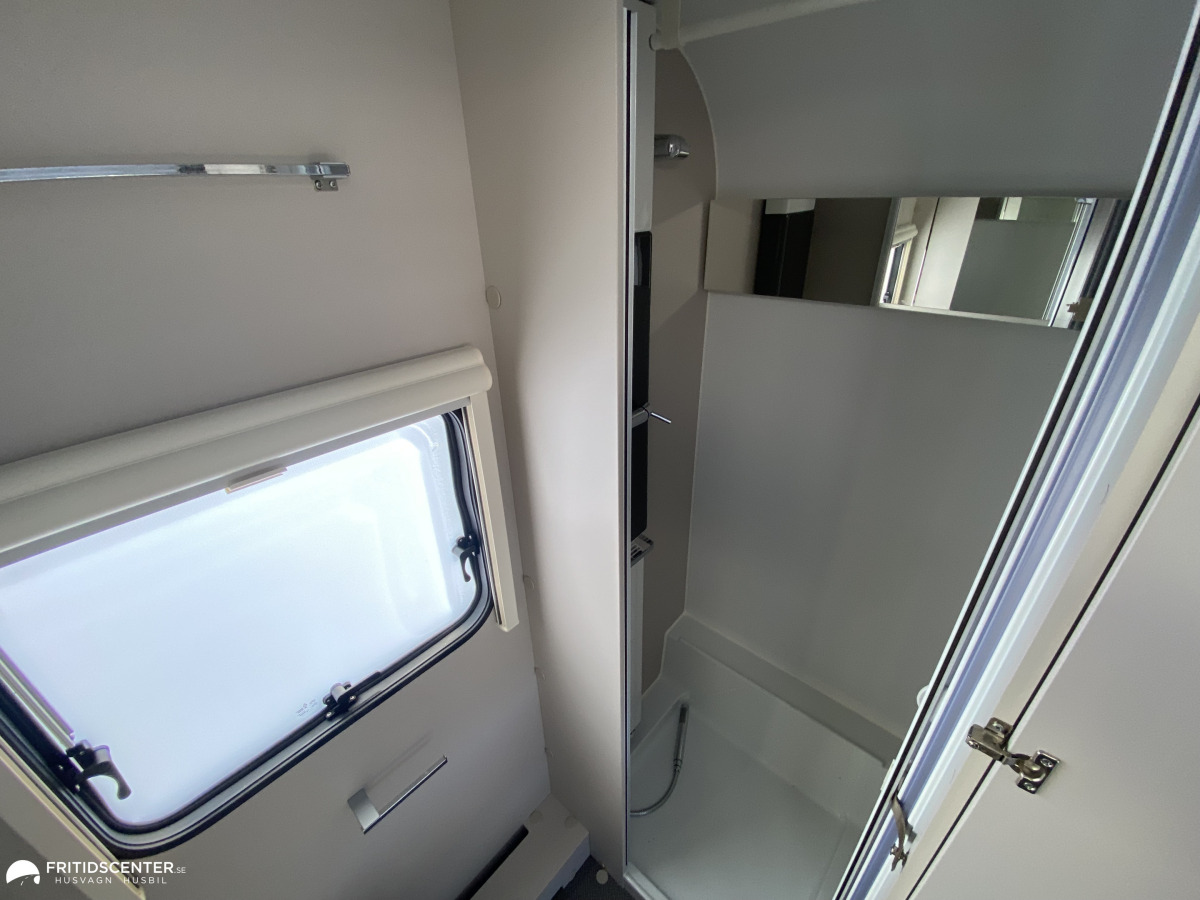 Adria Adora 753 UK *Barnkammare* HÖSTKAMPANJ*, bild 16 av 36