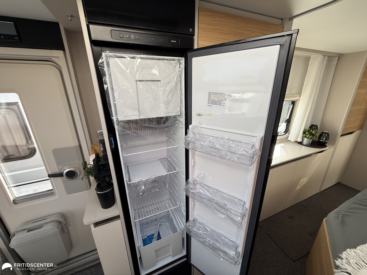 Adria Adora 753 UK *Barnkammare* HÖSTKAMPANJ*, bild 8 av 36