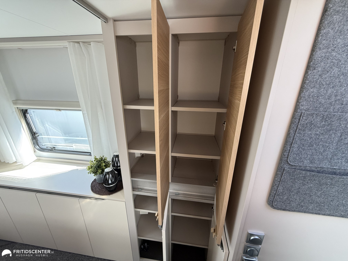 Adria Adora 753 UK *Barnkammare* HÖSTKAMPANJ*, bild 28 av 36