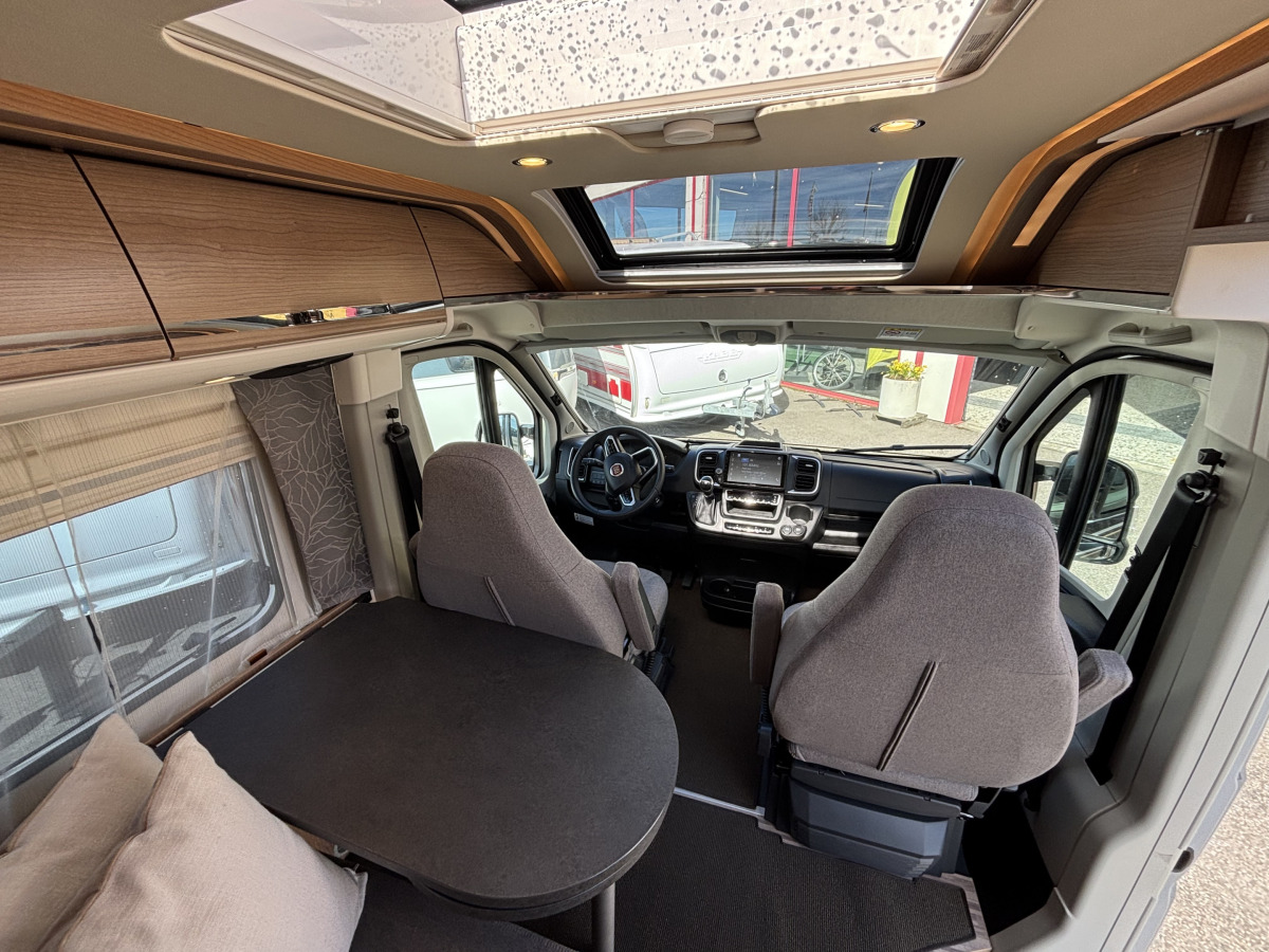 Carthago VAN 640 LE Charming GT, bild 6 av 12