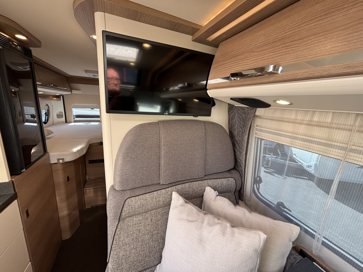 Carthago VAN 640 LE Charming GT, bild 8 av 12