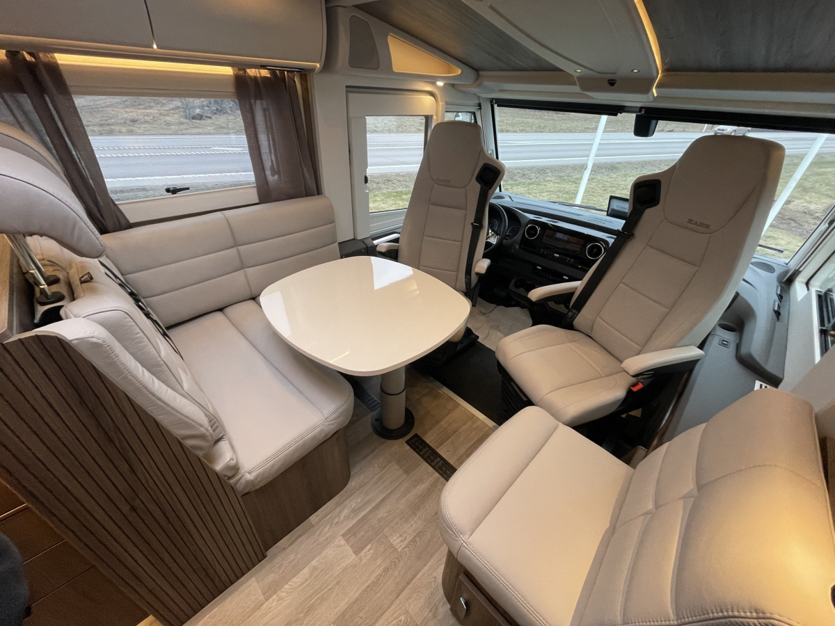 KABE Travel Master Intergrated 830 Imperial Tandem LGB, bild 10 av 28