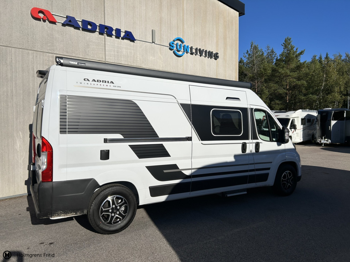 Adria TWIN SUPREME 600 SPB - Dieselpanna, bild 3 av 12