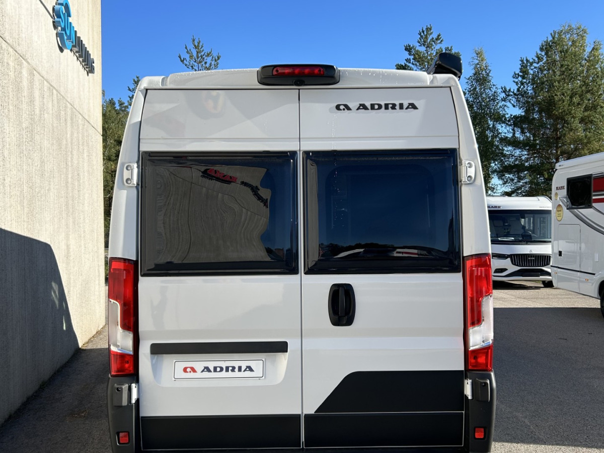 Adria TWIN SUPREME 600 SPB - Dieselpanna, bild 4 av 12