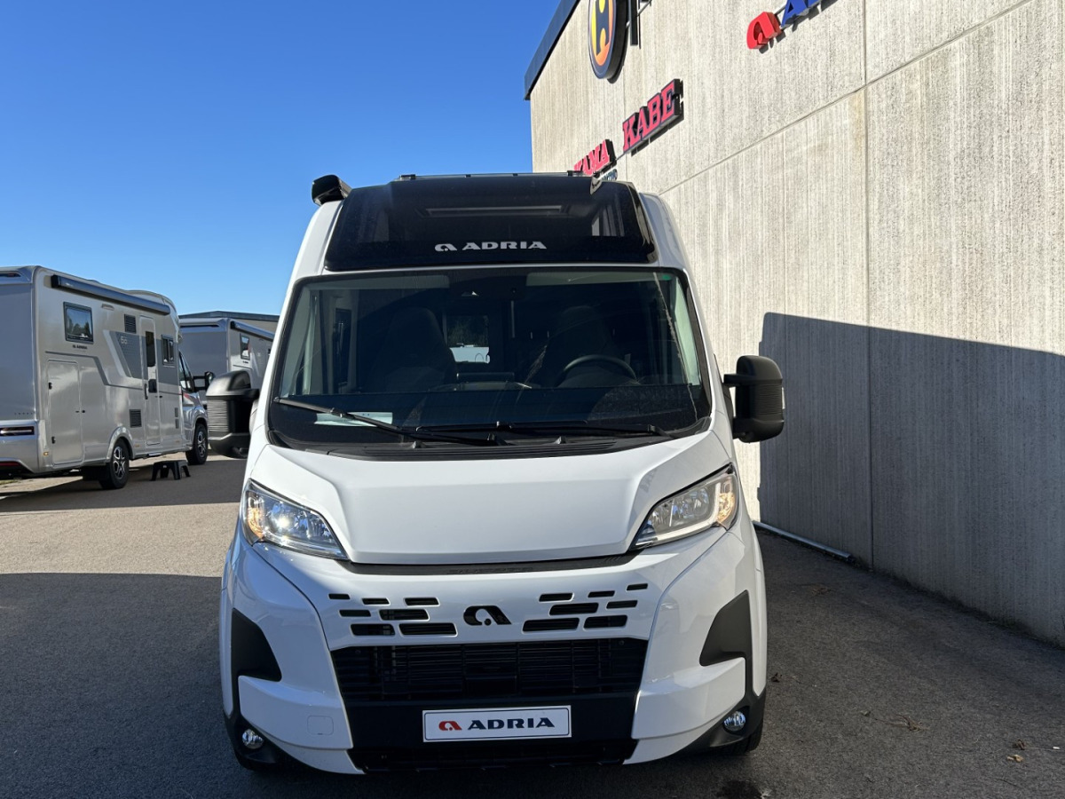Adria TWIN SUPREME 600 SPB - Dieselpanna, bild 5 av 12