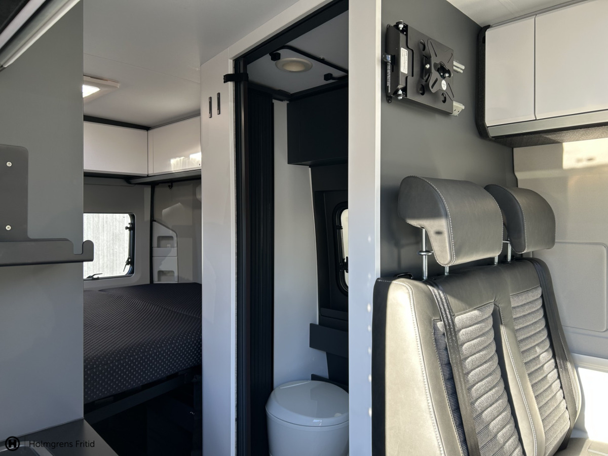Adria TWIN SUPREME 600 SPB - Dieselpanna, bild 8 av 12